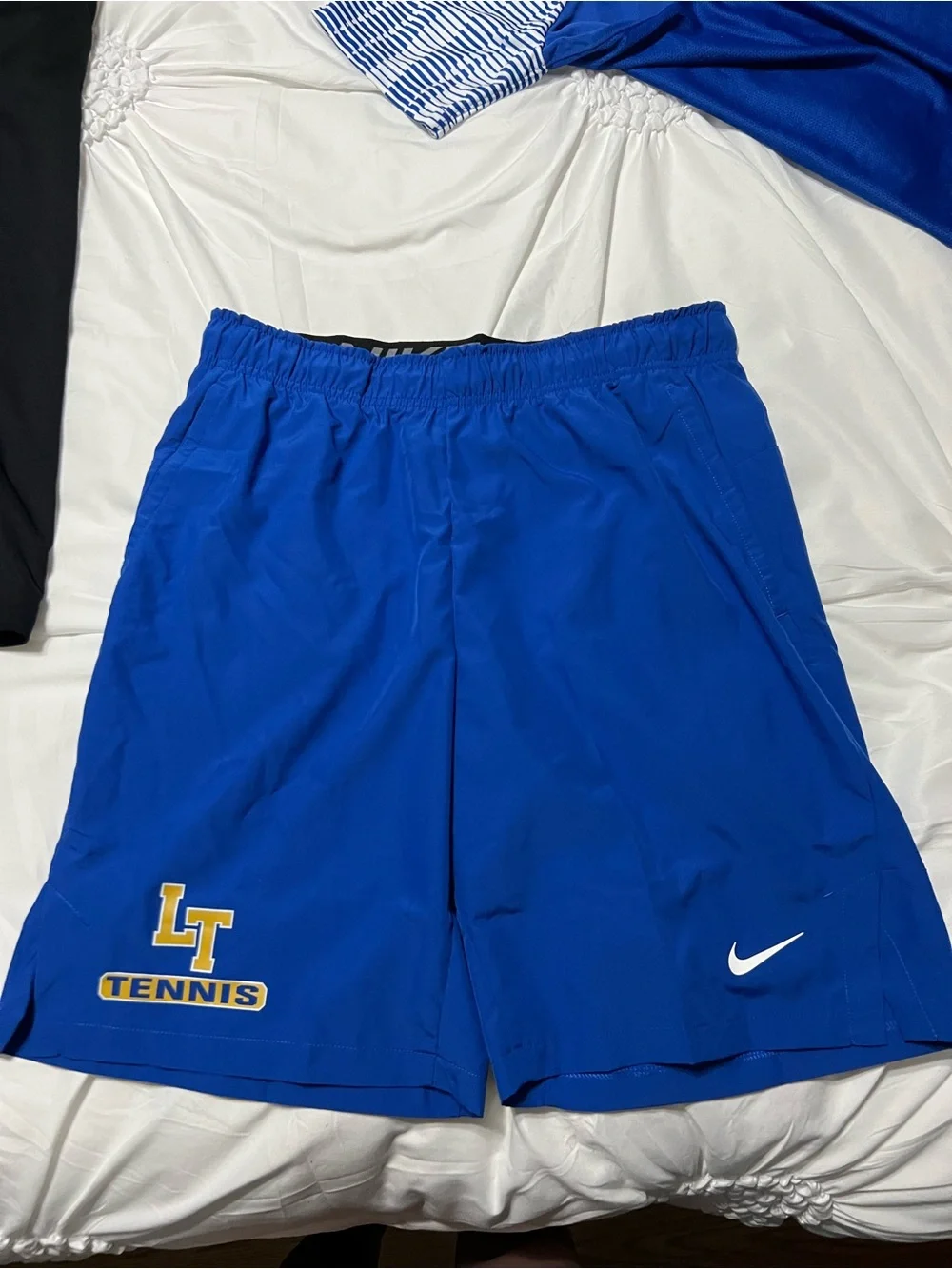 Bundle of 3 Nike and Under Armour Athletic Wear Tennis Short Sweatshirt Tshirt